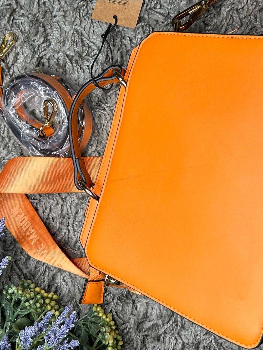 Steve Madden Orange Embossed Logo Crossbody Bag - Picture 9 of 11